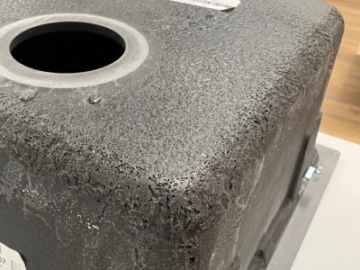 Spodní strana granitových dřezů